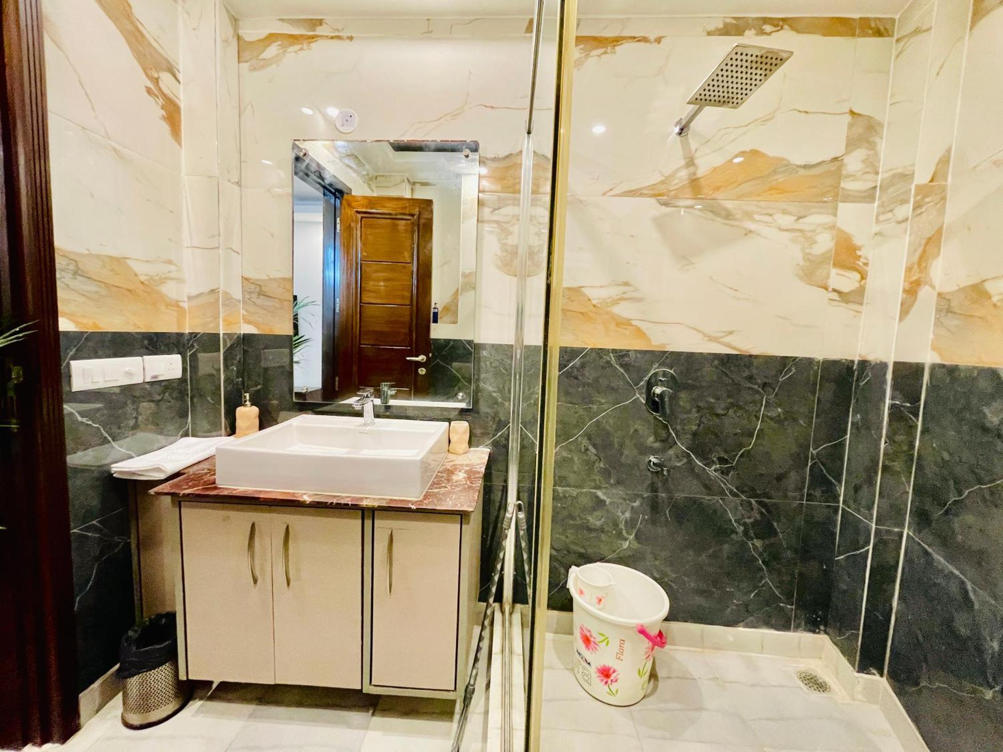 Bedchambers Serviced Apartments South Extension Nuova Delhi Esterno foto